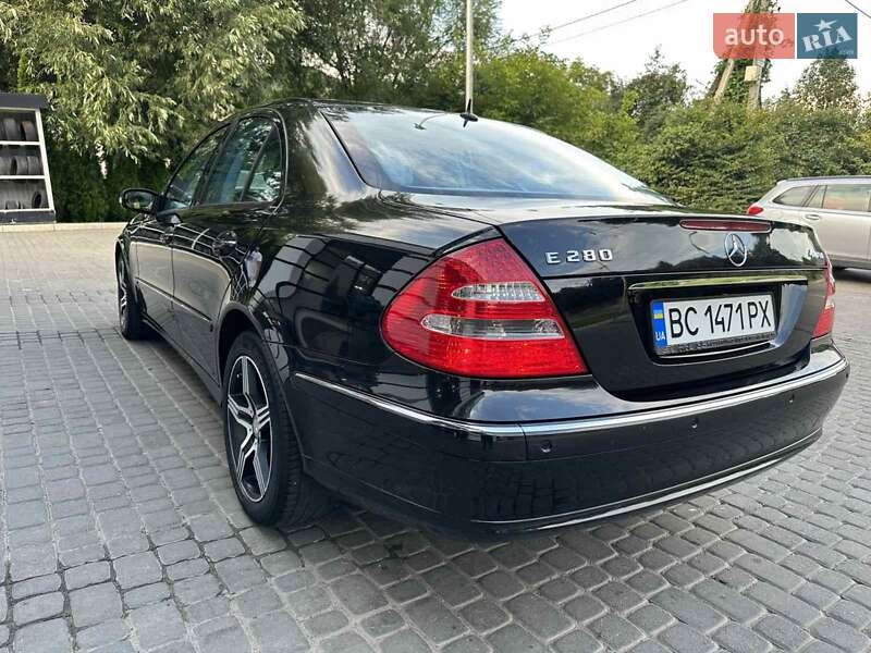 Седан Mercedes-Benz E-Class 2005 в Львове