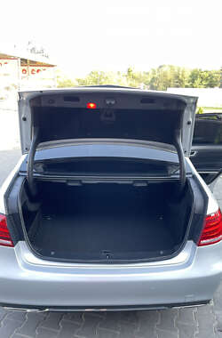 Седан Mercedes-Benz E-Class 2015 в 