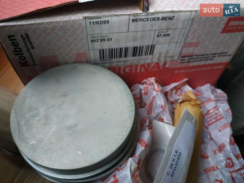 Седан Mercedes-Benz E-Class 1980 в Києві