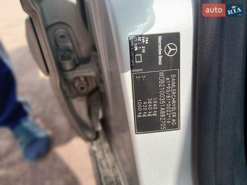 Седан Mercedes-Benz E-Class 1999 в Овручі