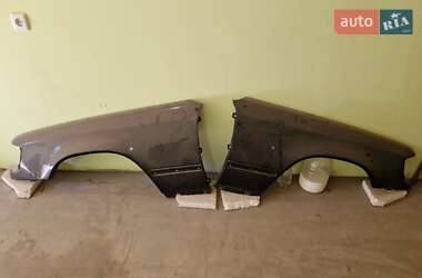 Седан Mercedes-Benz E-Class 1989 в 