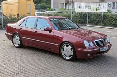 Седан Mercedes-Benz E-Class 2000 в Одесі
