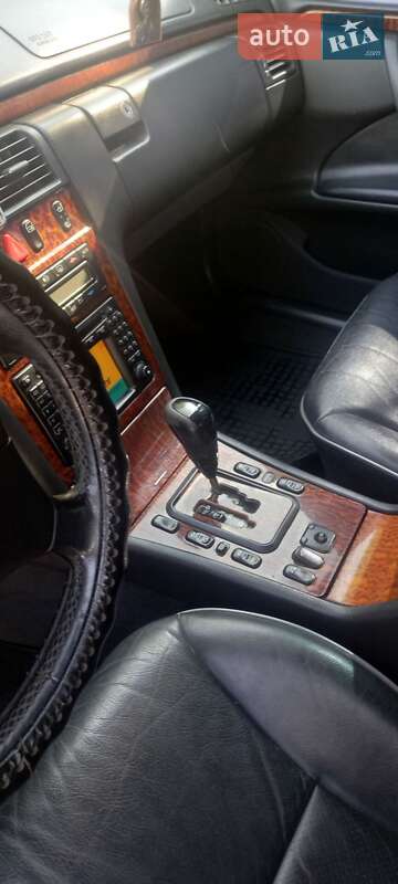 Седан Mercedes-Benz E-Class 2000 в Полтаві