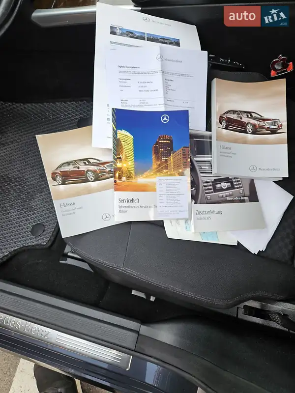 Универсал Mercedes-Benz E-Class 2011 в Луцке документ