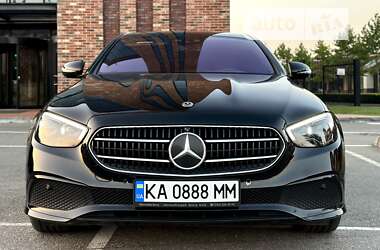 Седан Mercedes-Benz E-Class 2021 в 