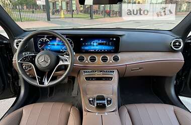 Седан Mercedes-Benz E-Class 2021 в 