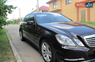 Mercedes-Benz E-Class 2011