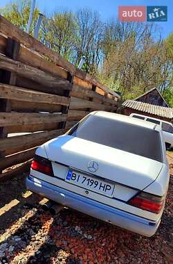 Седан Mercedes-Benz E-Class 1990 в Полтаві