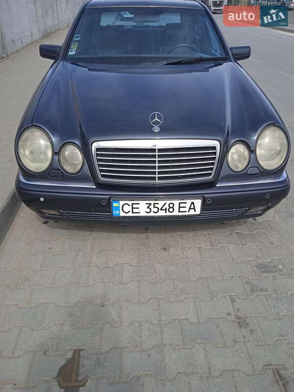 Седан Mercedes-Benz E-Class 1997 в Черновцах