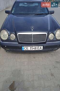 Седан Mercedes-Benz E-Class 1997 в Черновцах