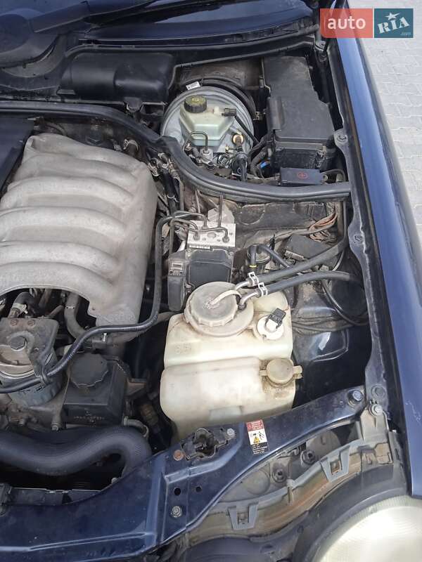 Седан Mercedes-Benz E-Class 1997 в Чернівцях