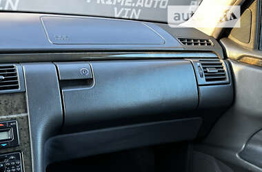 Седан Mercedes-Benz E-Class 2001 в 