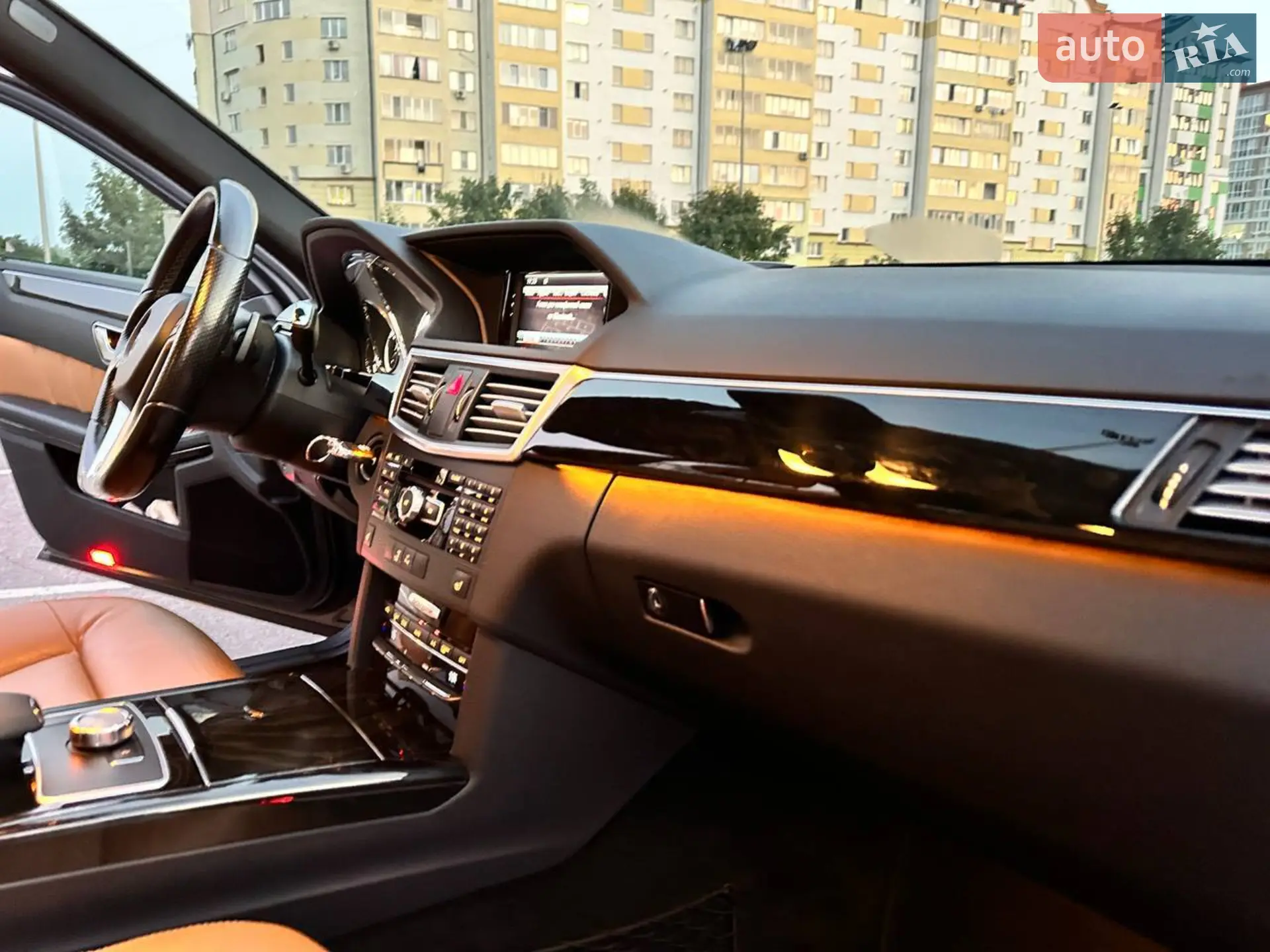 2013 Mercedes-Benz E-klasse - мініатюра 19