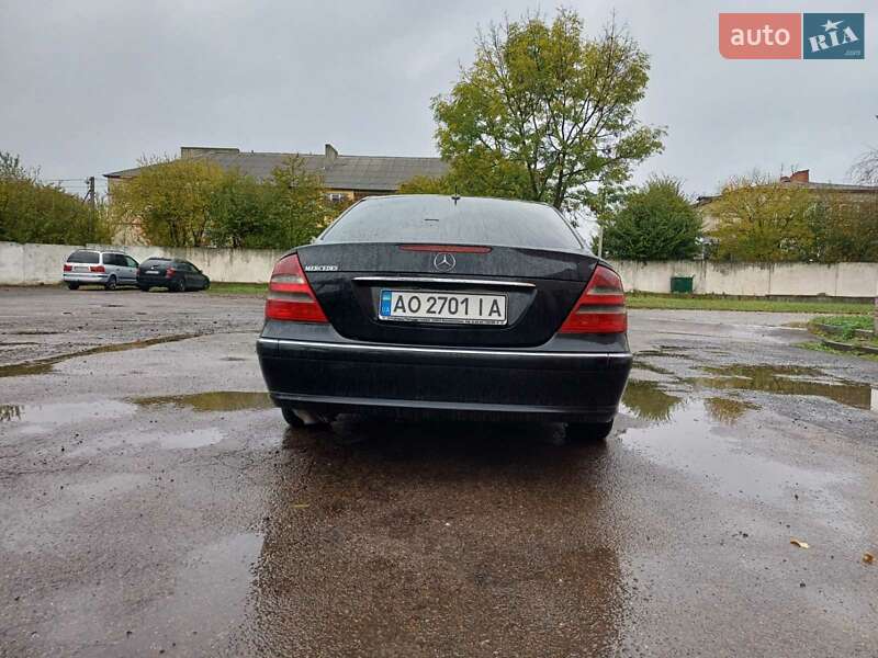 Седан Mercedes-Benz E-Class 2003 в Ужгороде фото 9 Седан Mercedes-Benz E-Class 2003 в Ужгороде