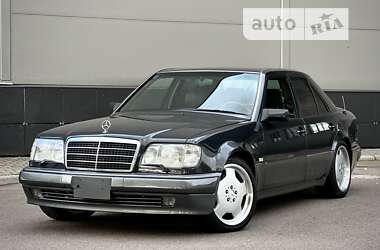 Седан Mercedes-Benz E-Class 1994 в 