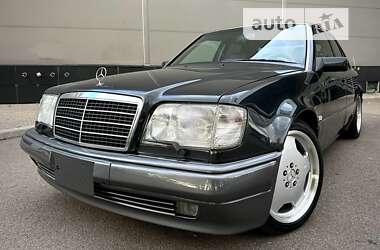 Седан Mercedes-Benz E-Class 1994 в 