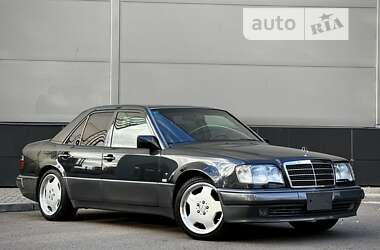Седан Mercedes-Benz E-Class 1994 в 
