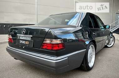 Седан Mercedes-Benz E-Class 1994 в 