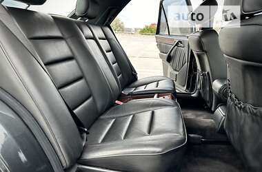 Седан Mercedes-Benz E-Class 1994 в 