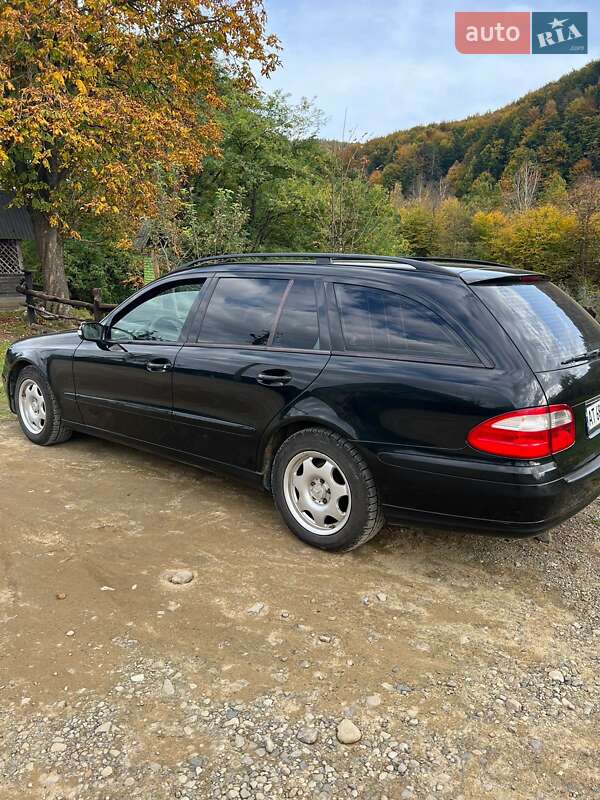 Универсал Mercedes-Benz E-Class 2005 в Косове