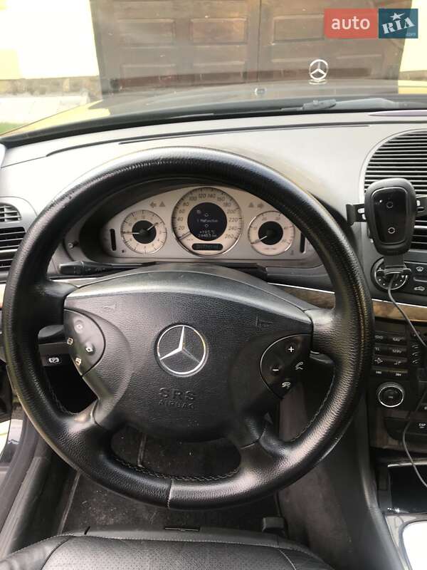 Седан Mercedes-Benz E-Class 2002 в Самборе фото 21 Седан Mercedes-Benz E-Class 2002 в Самборе