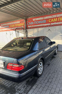 Седан Mercedes-Benz E-Class 1998 в Тальному