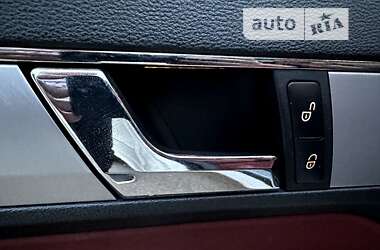 Купе Mercedes-Benz E-Class 2010 в 