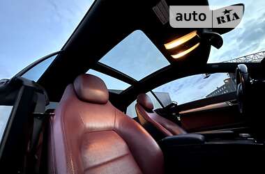 Купе Mercedes-Benz E-Class 2010 в 