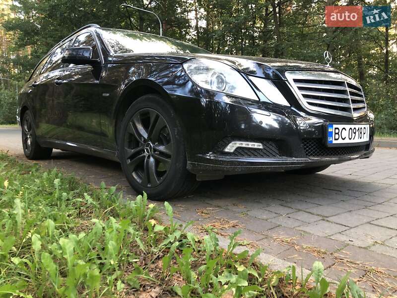 Универсал Mercedes-Benz E-Class 2010 в Львове фото 16 Универсал Mercedes-Benz E-Class 2010 в Львове