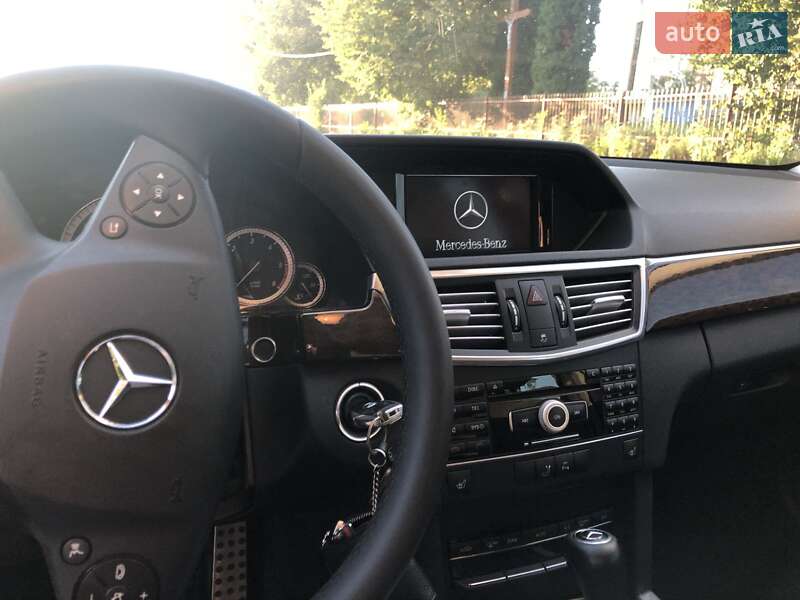 Универсал Mercedes-Benz E-Class 2010 в Львове фото 38 Универсал Mercedes-Benz E-Class 2010 в Львове