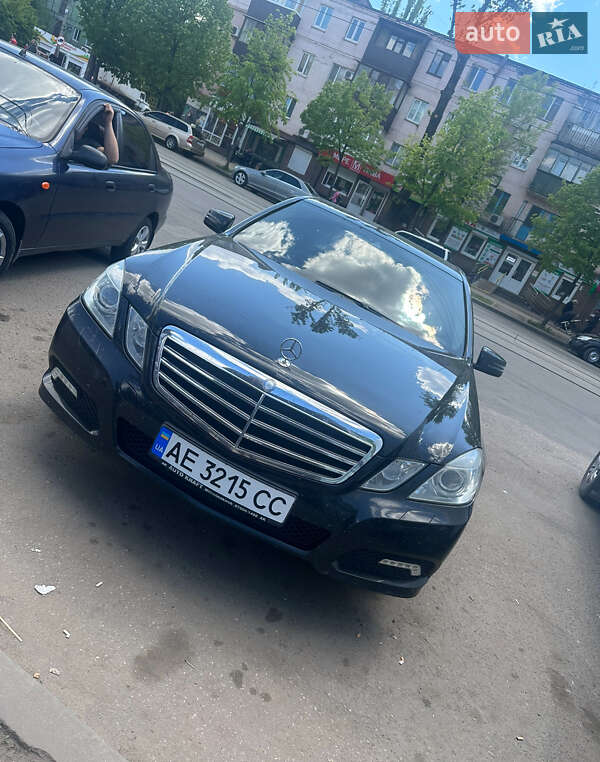 Седан Mercedes-Benz E-Class 2009 в Кривом Роге