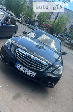 Седан Mercedes-Benz E-Class 2009 в Кривом Роге