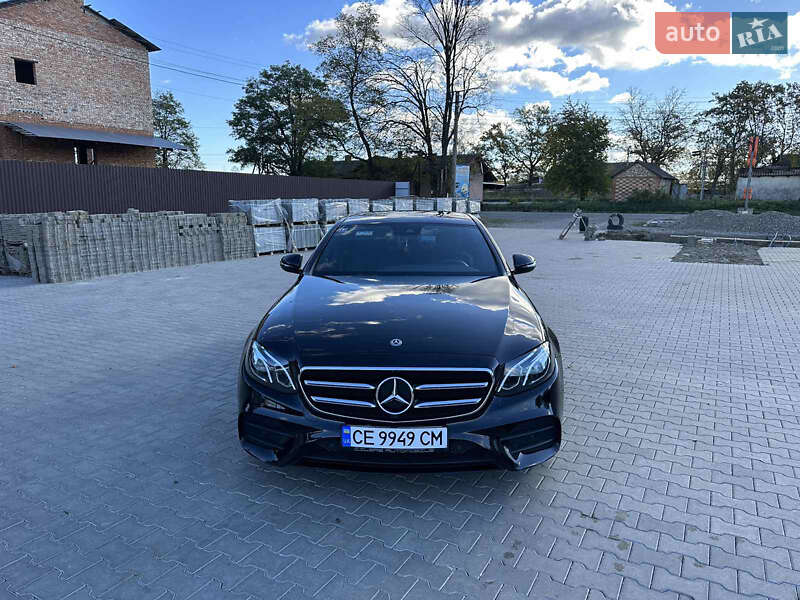 Седан Mercedes-Benz E-Class 2018 в Чернівцях