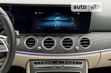 Седан Mercedes-Benz E-Class 2021 в 