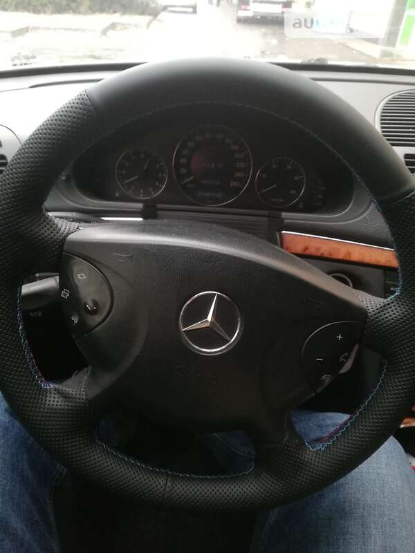 Mercedes-Benz E-Class 2002 Mercedes-Benz E-Class 2002