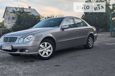 Седан Mercedes-Benz E-Class 2005 в Березному