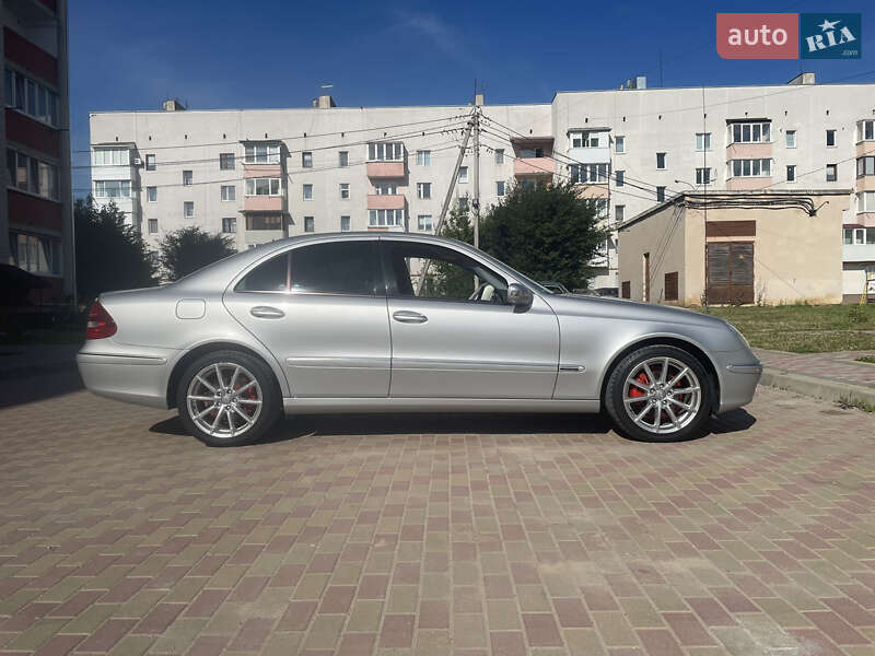 Mercedes-Benz E-Class 2004