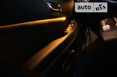 Седан Mercedes-Benz E-Class 2012 в 