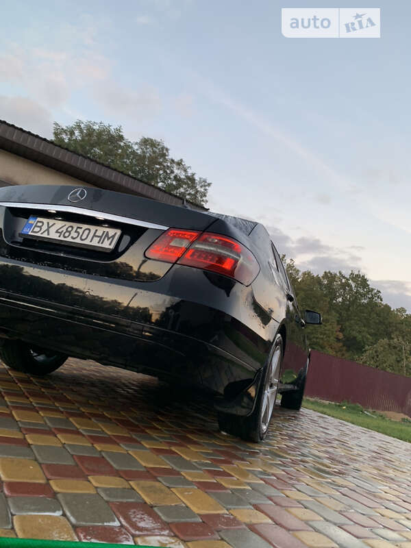 Седан Mercedes-Benz E-Class 2012 в Хмельницькому