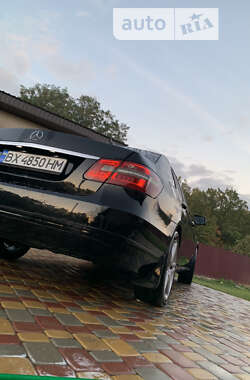 Седан Mercedes-Benz E-Class 2012 в 