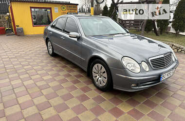 Седан Mercedes-Benz E-Class 2005 в Тернополі