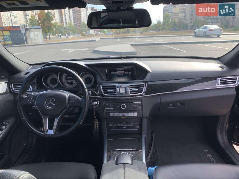 Седан Mercedes-Benz E-Class 2015 в Києві