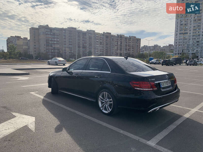 Седан Mercedes-Benz E-Class 2015 в Києві