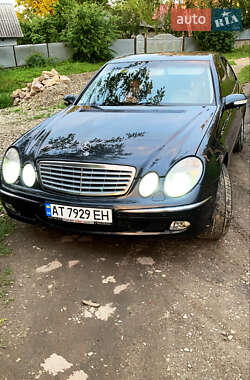 Седан Mercedes-Benz E-Class 2003 в Городенці