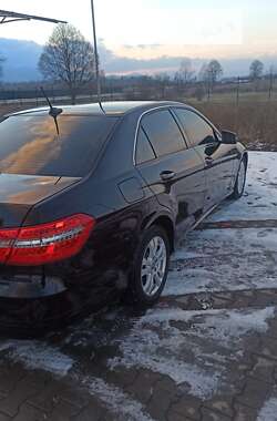 Седан Mercedes-Benz E-Class 2012 в Тячеві