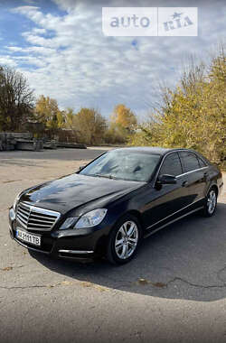 Седан Mercedes-Benz E-Class 2012 в 