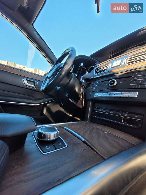 Універсал Mercedes-Benz E-Class 2016 в Долині фото 16 Універсал Mercedes-Benz E-Class 2016 в Долині