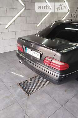 Седан Mercedes-Benz E-Class 1998 в 