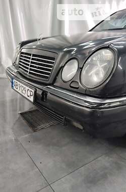 Седан Mercedes-Benz E-Class 1998 в 