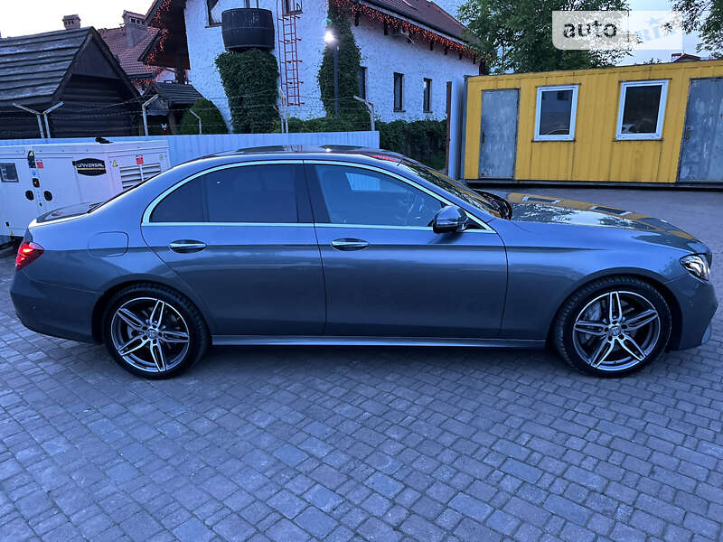 Седан Mercedes-Benz E-Class 2017 в Ивано-Франковске